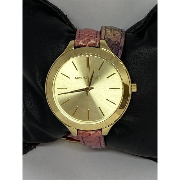 Michael Kors MK2390 Women's Pink Leather Analog Go - Picture 3 of 12